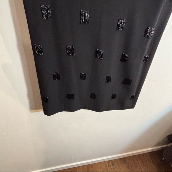 ELIZABETH & JAMES Sz XS Sccop Neck Beaded Clusters Sleeveless Lined Mini Dress - Picture 8 of 15